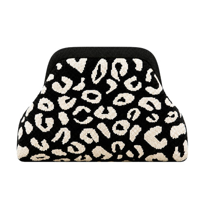 Knitty – The Snap-Shut Makeup Bag