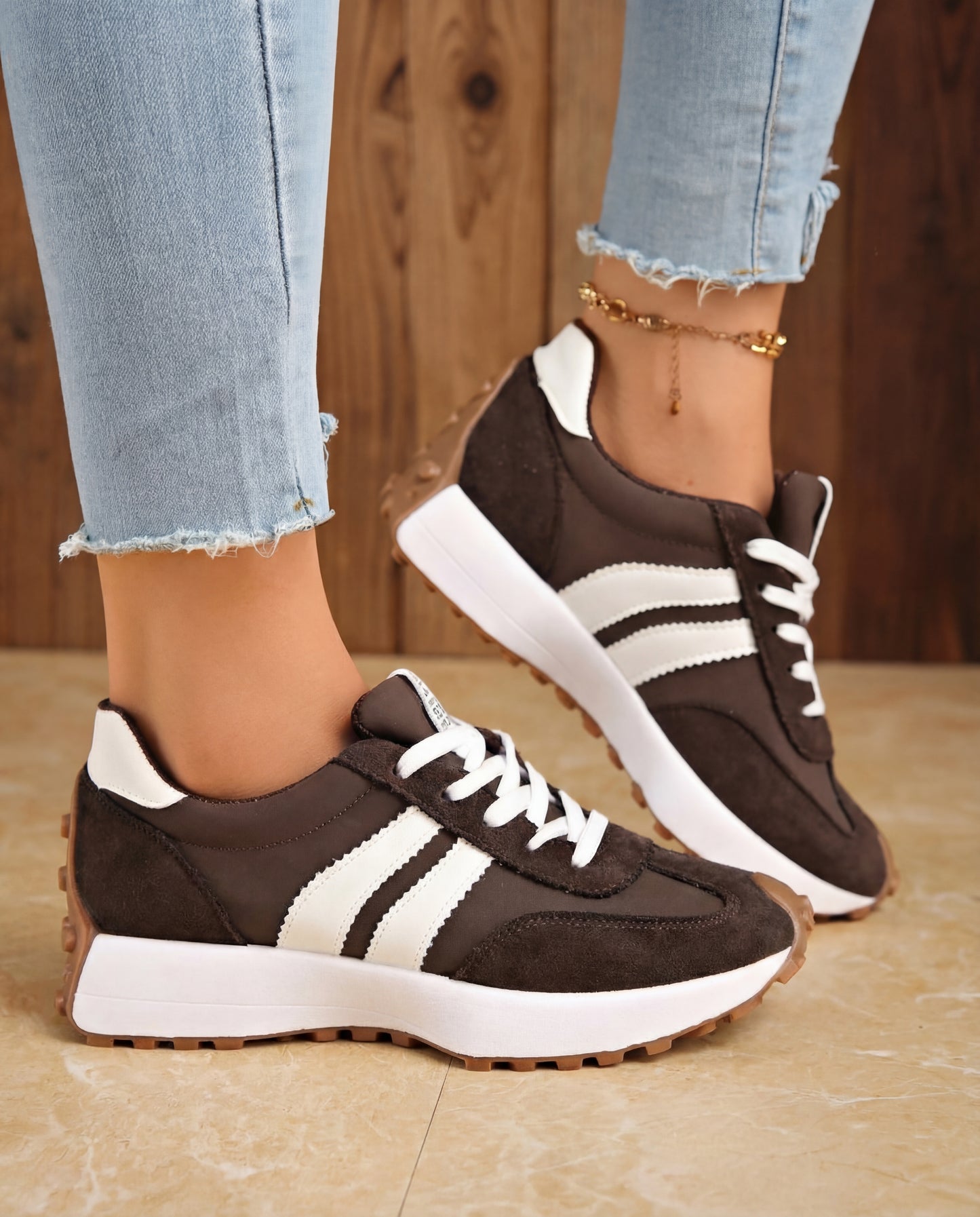 Elise - 'Stay Real' Comfort Sneakers